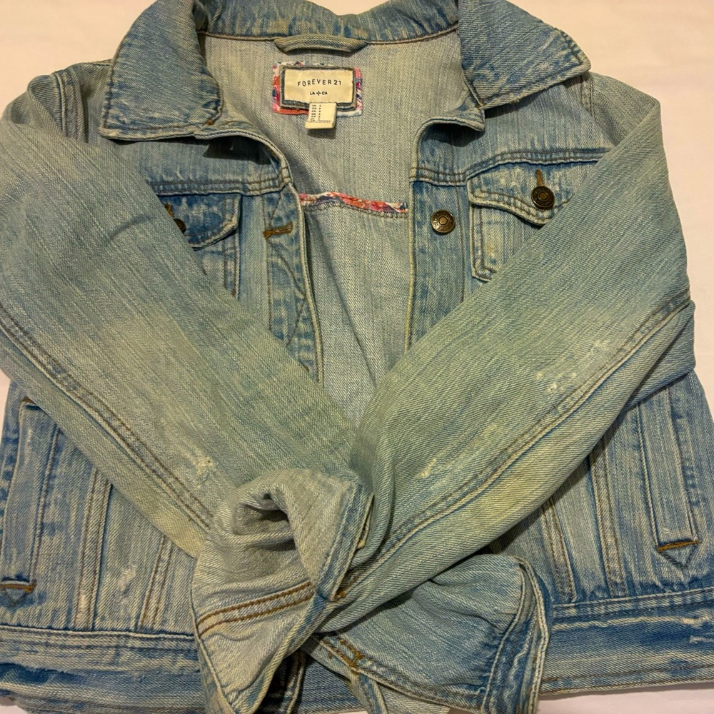 Stressed jeans jacket for woman